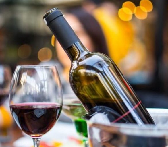 5 Common Wine Myths Debunked