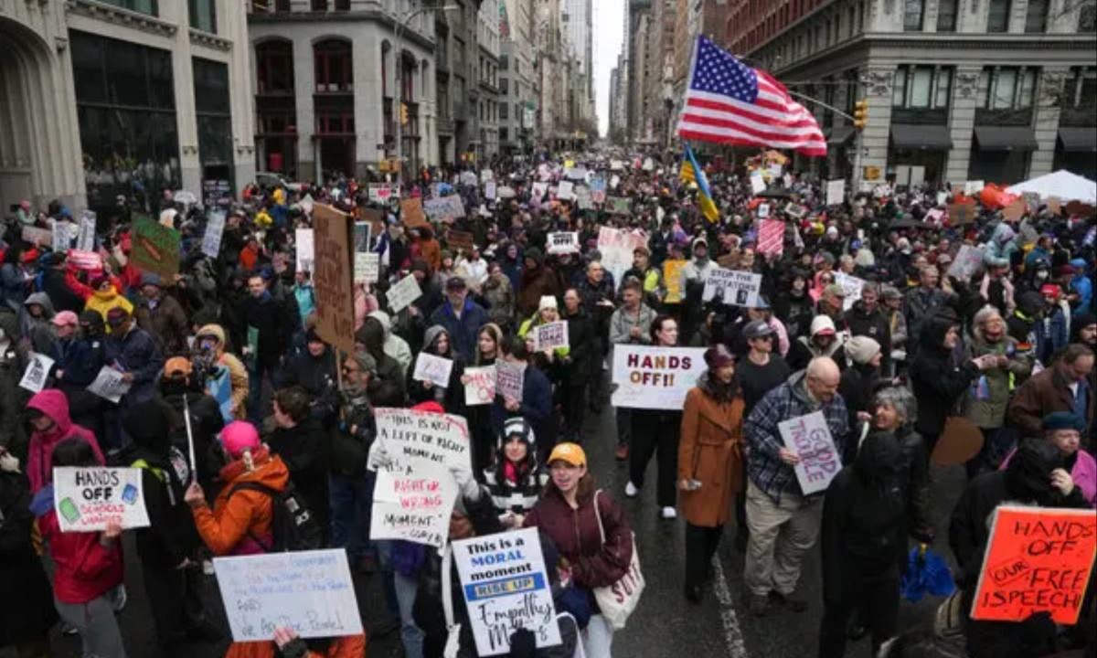 Nationwide Protests Signal Growing Democratic Resistance to Trump’s Sweeping Agenda and Economic Policies