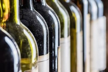 How Wine Critics Rate Wines
