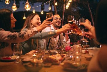 How to Host a Wine Tasting Party at Home