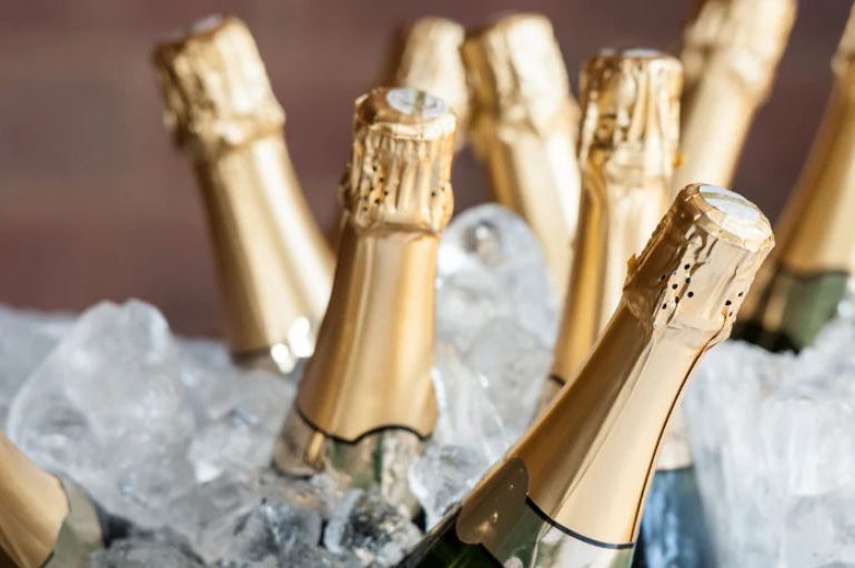 Sparkling Wine vs Champagne What’s the Difference