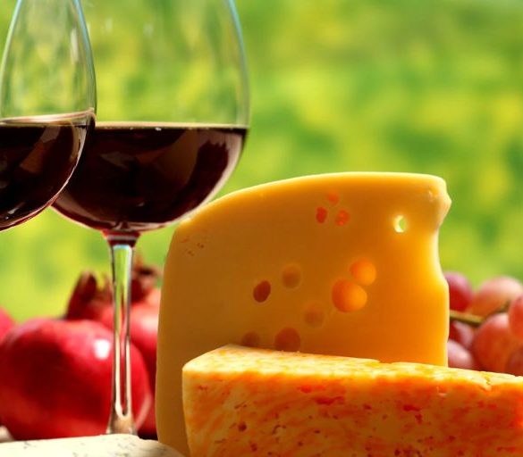 Wine Etiquette Tips for Dinner Parties