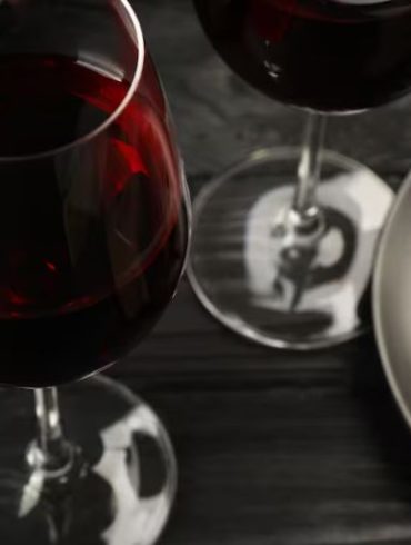 Wine and Chocolate Pairings You’ll Love
