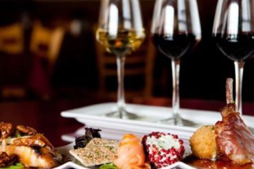 How to Organize a Wine and Food Pairing Dinner